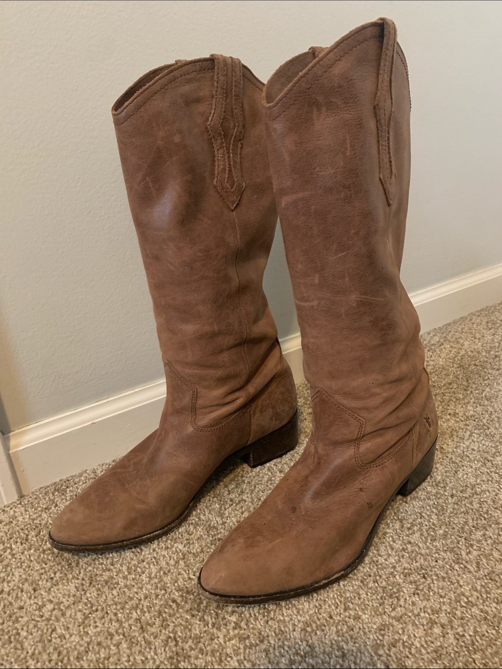 Women’s Frye size 9 leather boots